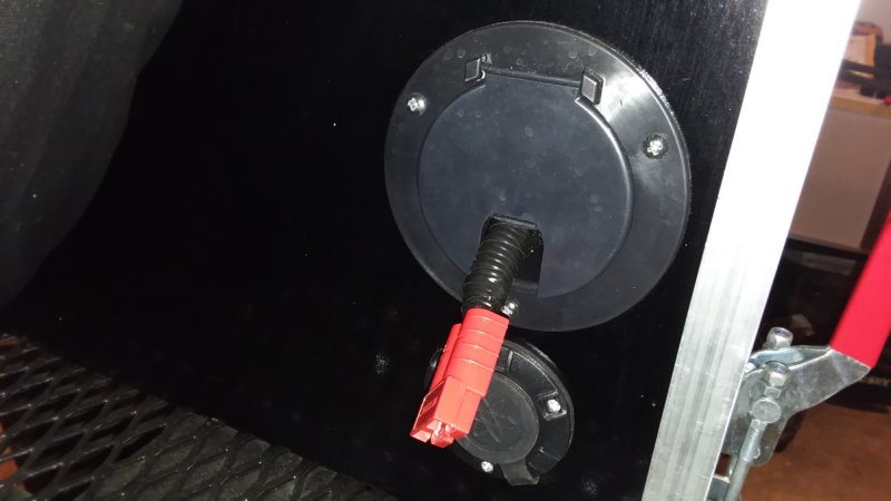 Winch pigtail thru box port.jpg