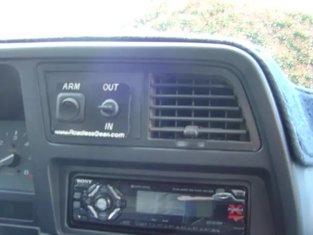winch switch.jpg