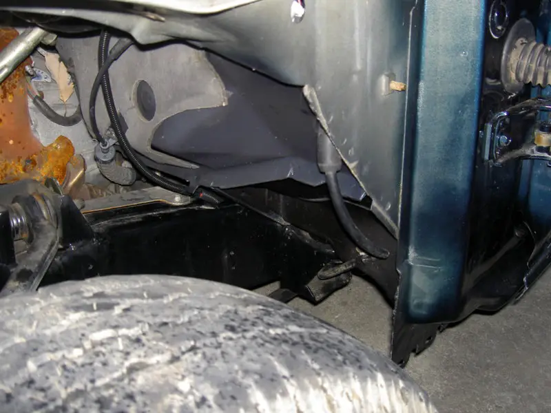 Wiring frame hole.jpg