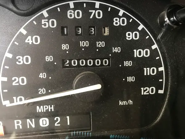 Y2K%20200K-M.jpg