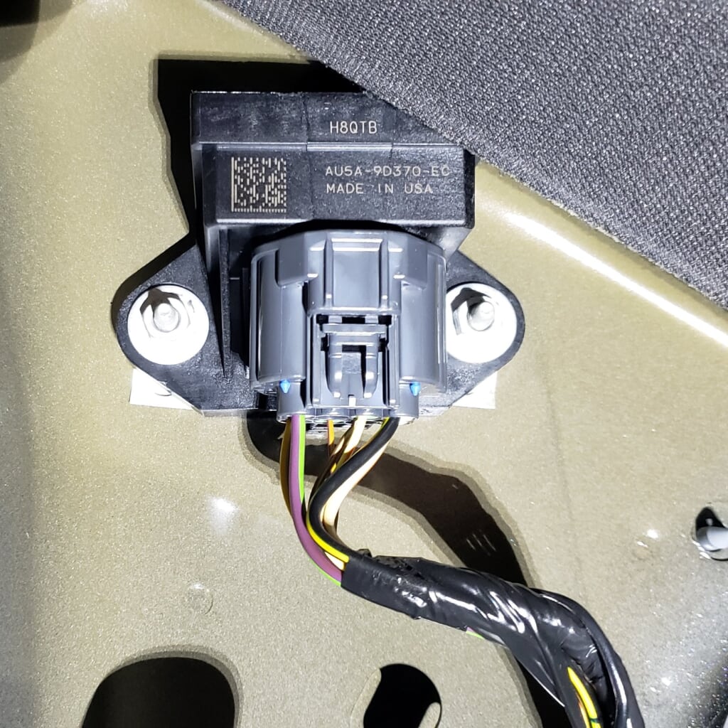 y3tFj7CV90k-D?width=1024&height=1024&cropmode=none.jpg