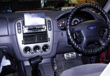 9-Interior_DVD_Camera-med.jpg