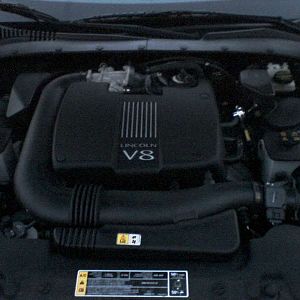 Lincoln LS engine