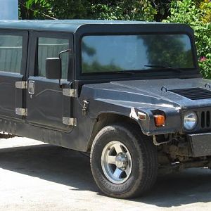 Fake Hummer in Philippines