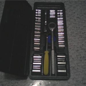 cheapo-deluxe socket set