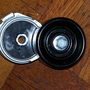 Automatic tensioner front.