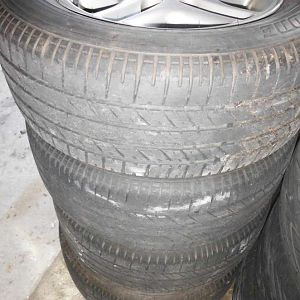 EDXR8_Rims_Tyres