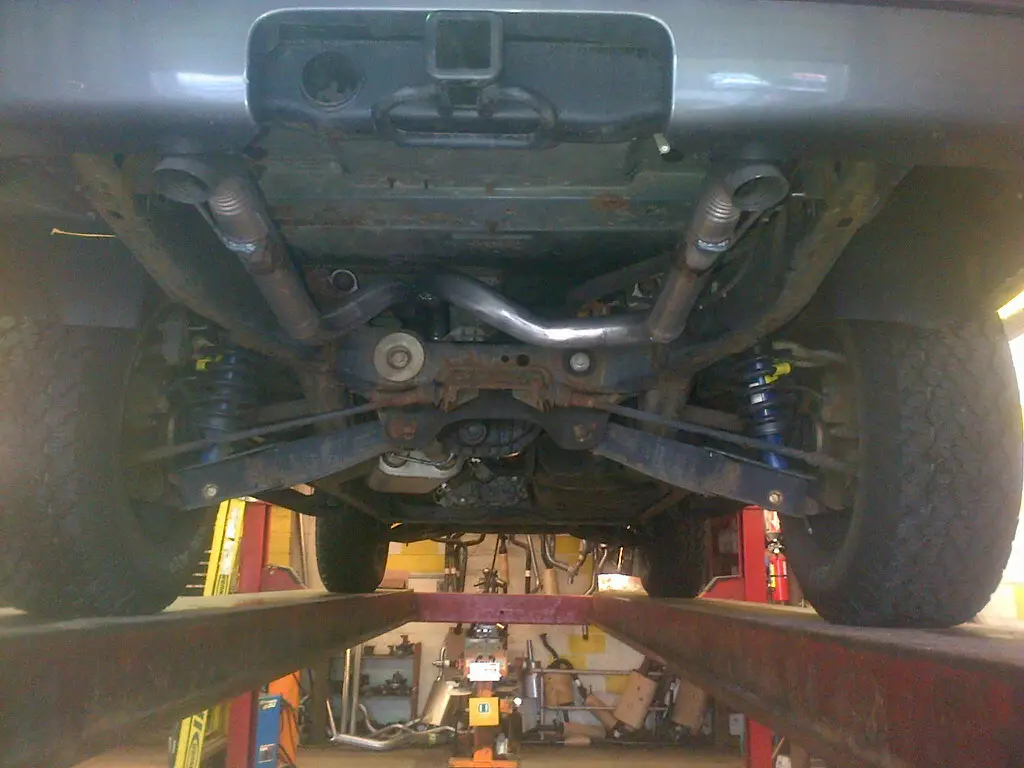 04_Ford_explorer_dual_exhaust_1