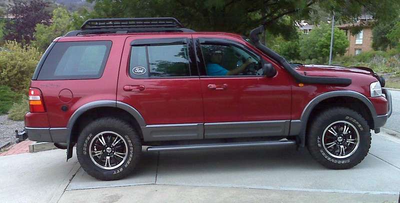 Explorer_CooperSTT_Side