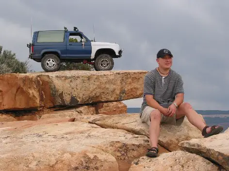 MOAB 2003 TOW