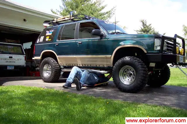 Pulling the rear driveshaft