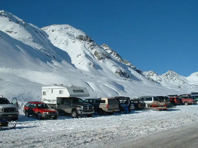 see the snow shooers??