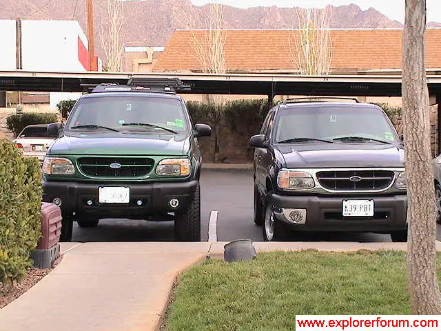 Stock vs Lifted Comparison 01