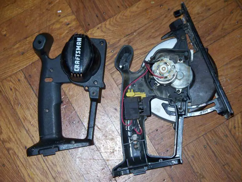 The motor is installed, and the saw is ready to be closed up.